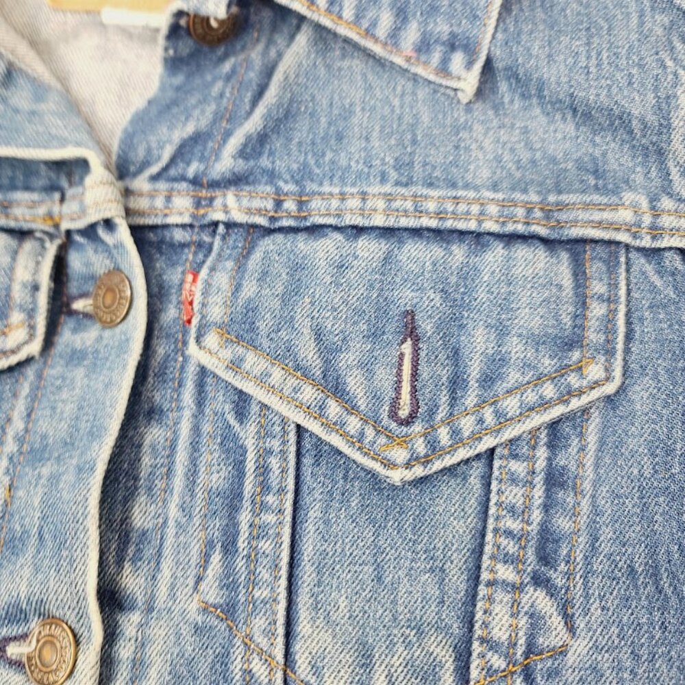 Levi's Women's Blue Mid‎ Washed Denim Button-Front Jeans Jacket Size M - Picture 6 of 11